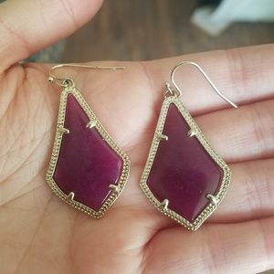 Gorgeous Kendra Scott Fuschia Alex Earrings